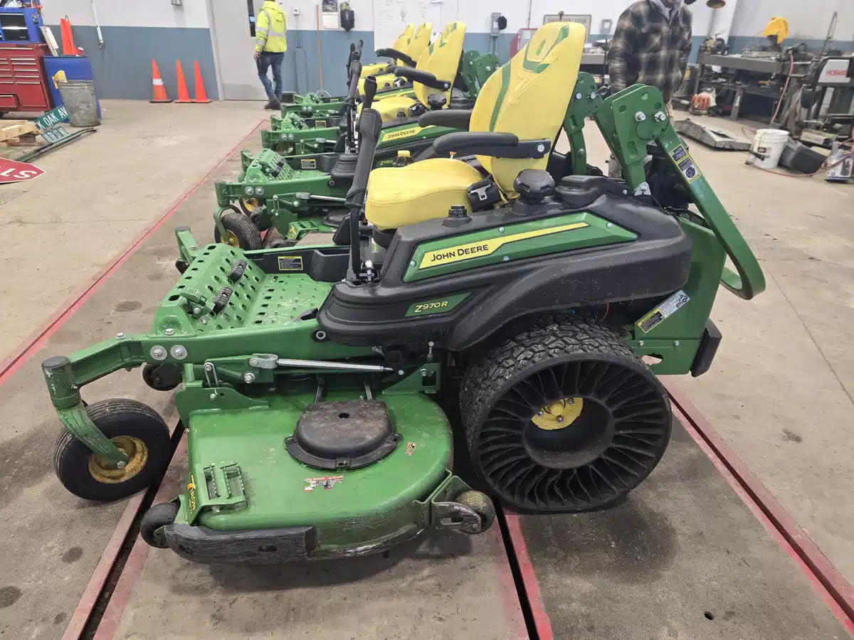 Gallery image 1 for 2025 John Deere Z970R Mower - Zero Turn