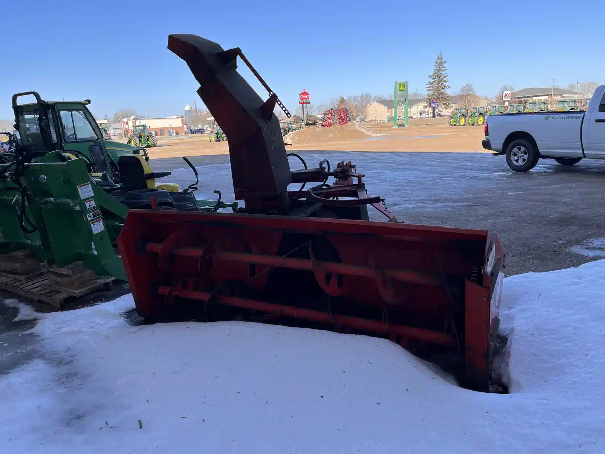 Inland DA-102 Snow Blower