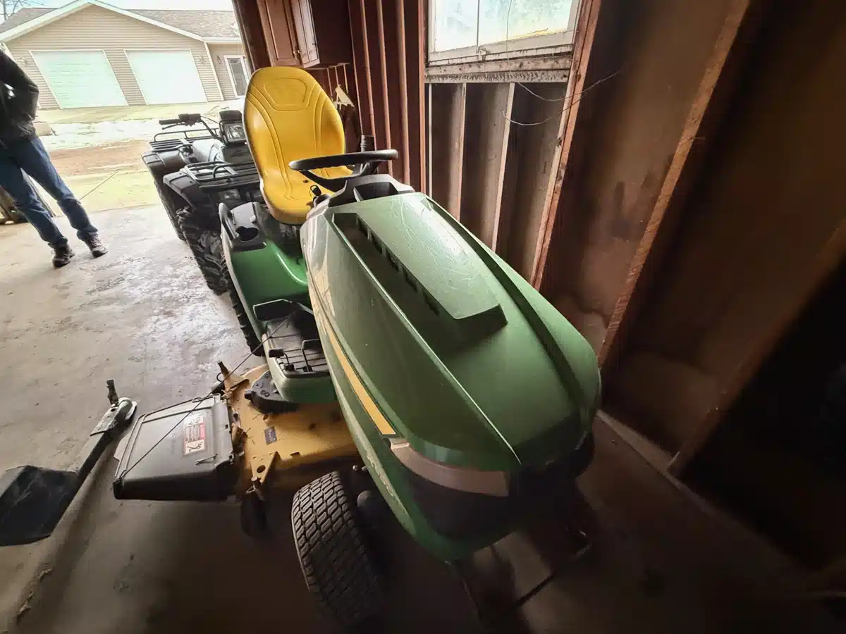 Gallery image 1 for 2018 John Deere X590 Lawn Tractor