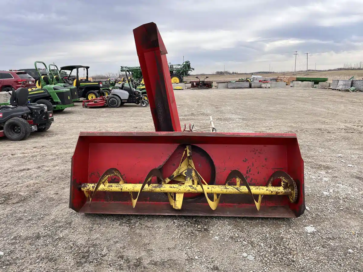 Gallery image 2 for Renn Renn 78" Snow Blower