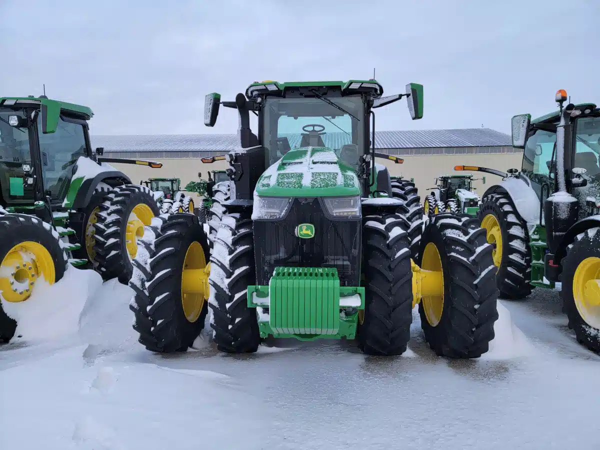 Gallery image 2 for 2025 John Deere 8R 410 Tractor