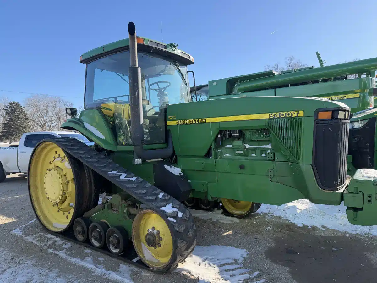 Gallery image 1 for 1998 John Deere 8400T Tractor