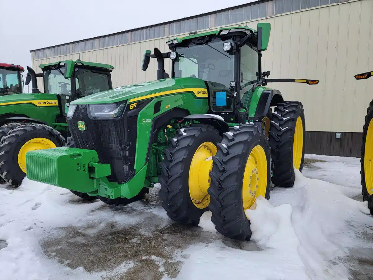 Gallery image 1 for 2025 John Deere 8R 410 Tractor