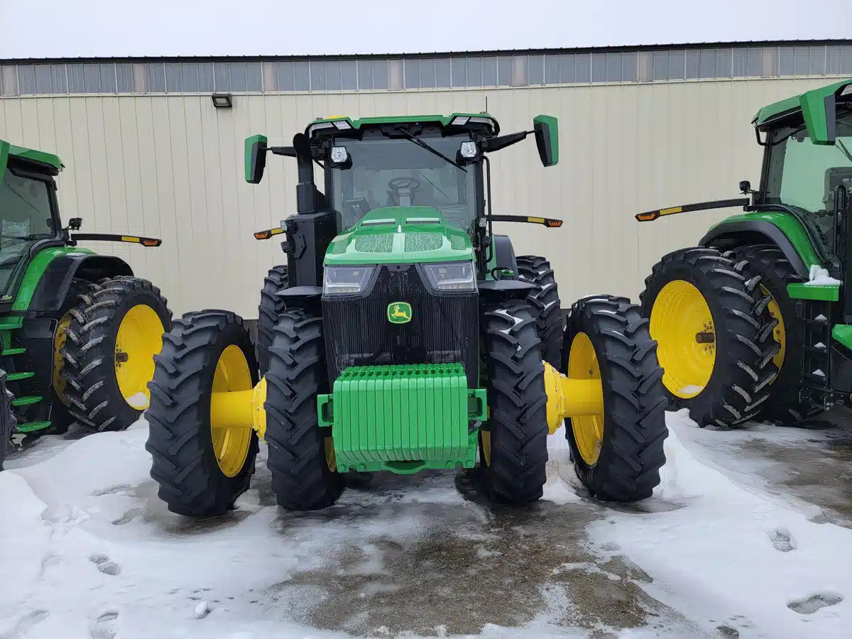 Gallery image 2 for 2025 John Deere 8R 410 Tractor