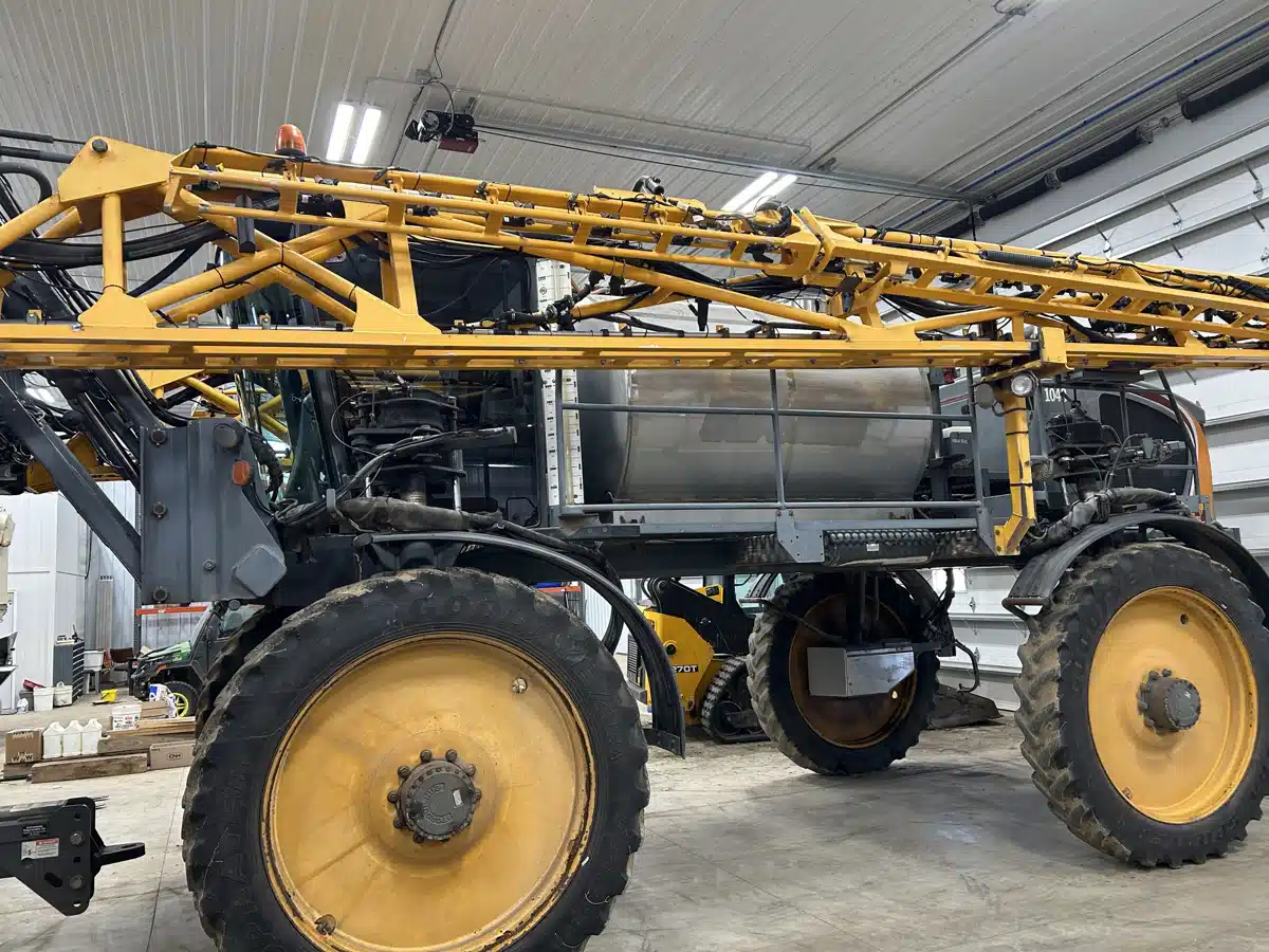 Gallery image 1 for 2013 Hagie STS 14 Sprayer - Self Propelled