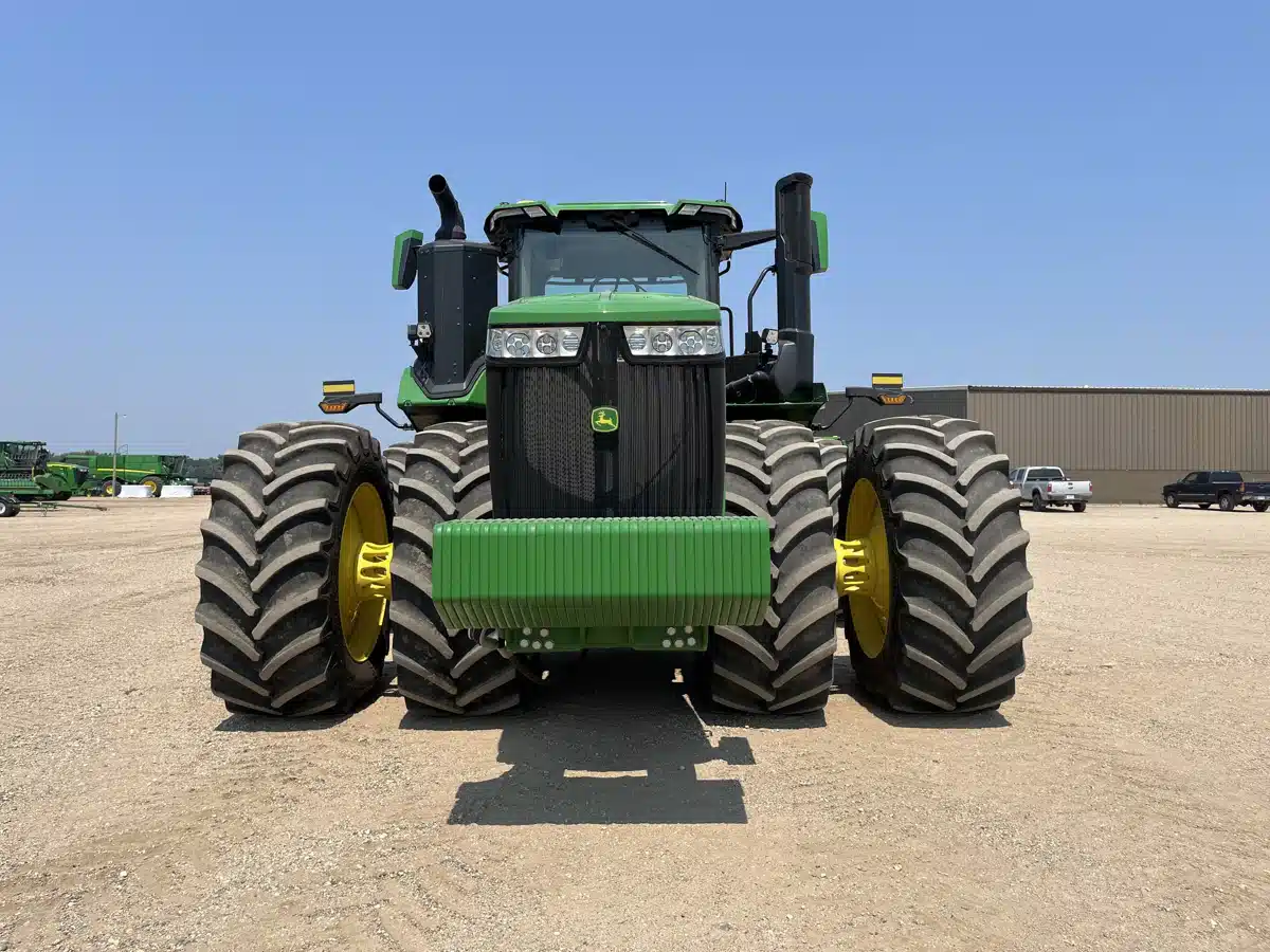 Photo de la Galerie 2 pour 2025 John Deere 9R 590 Tracteur