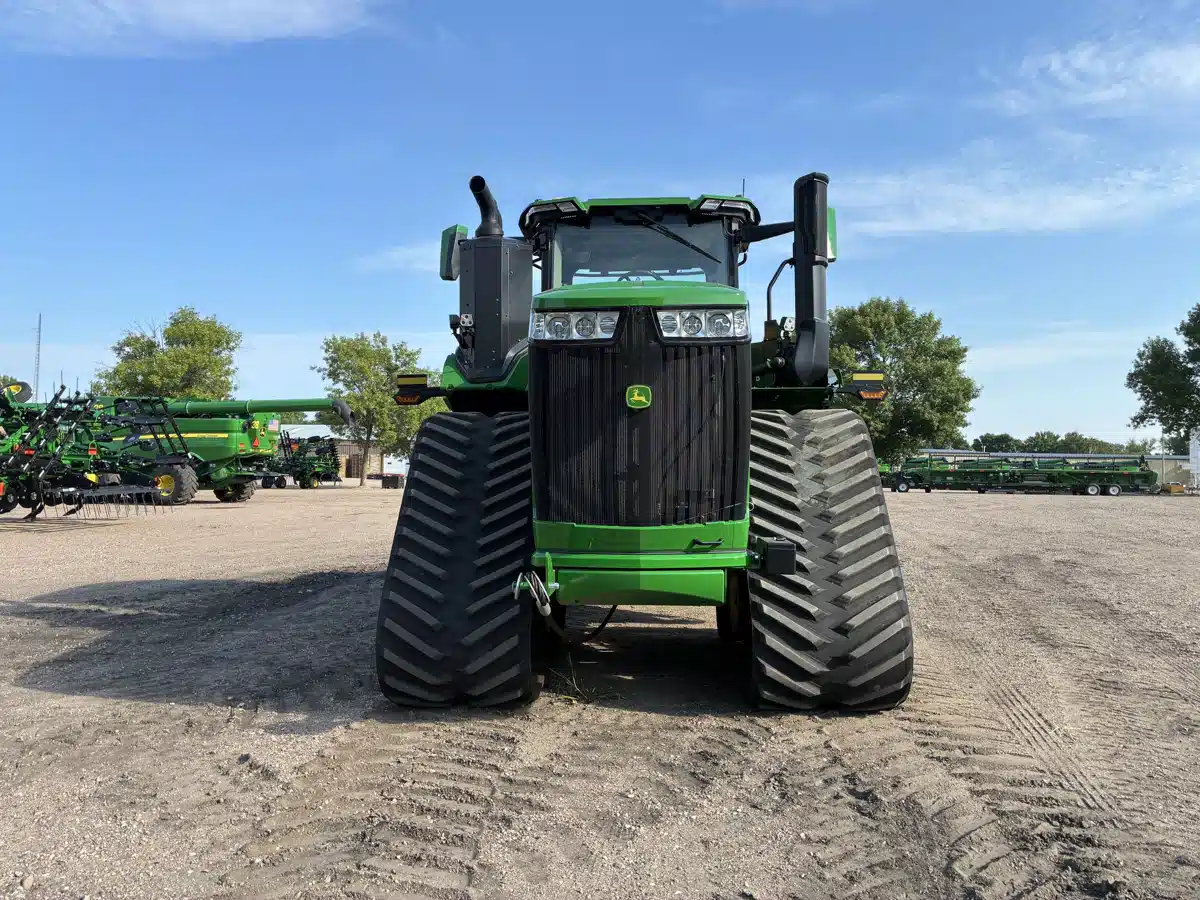 Gallery image 2 for 2025 John Deere 9RX 640 Tractor