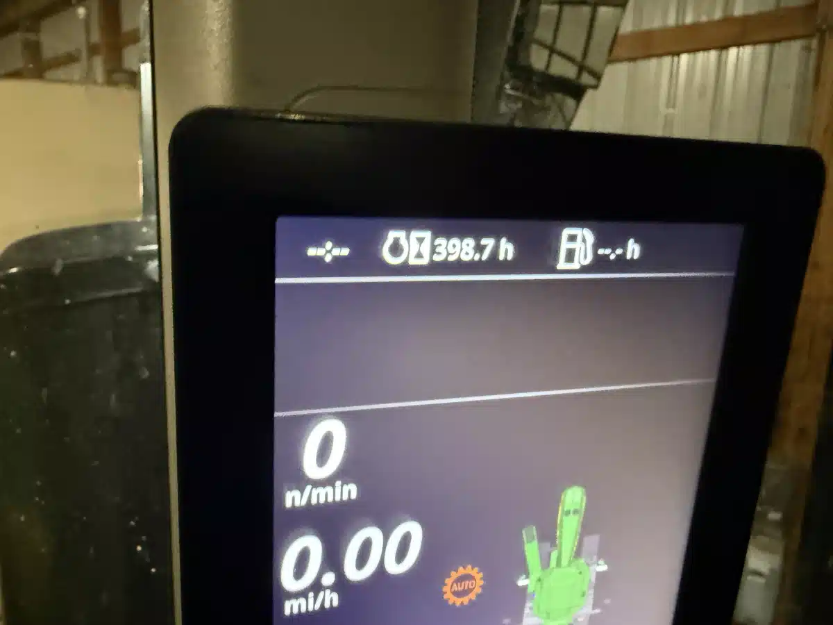 Gallery image 2 for 2024 John Deere 8RT 370 Tractor