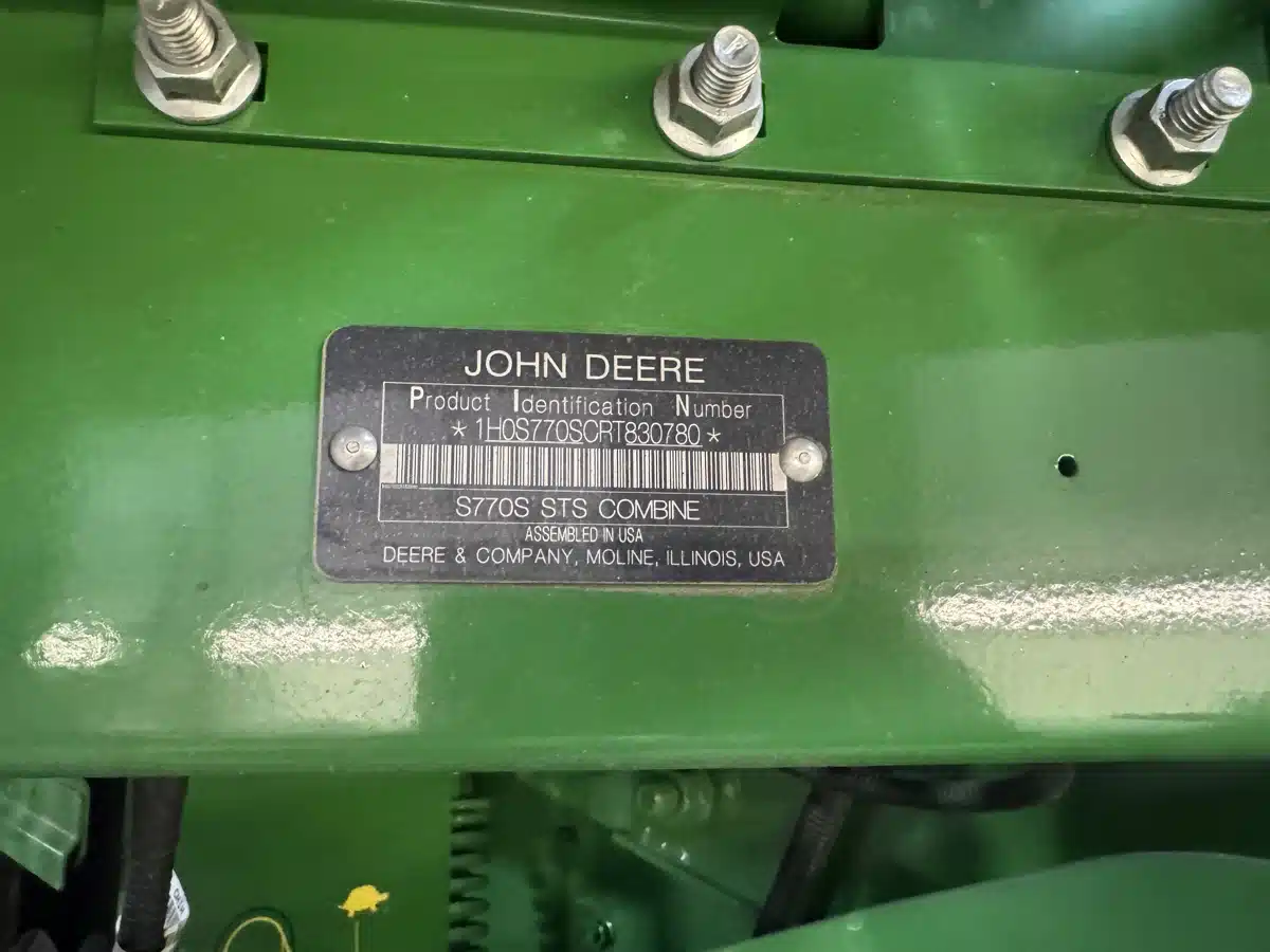 Gallery image 2 for 2024 John Deere S770 Combine