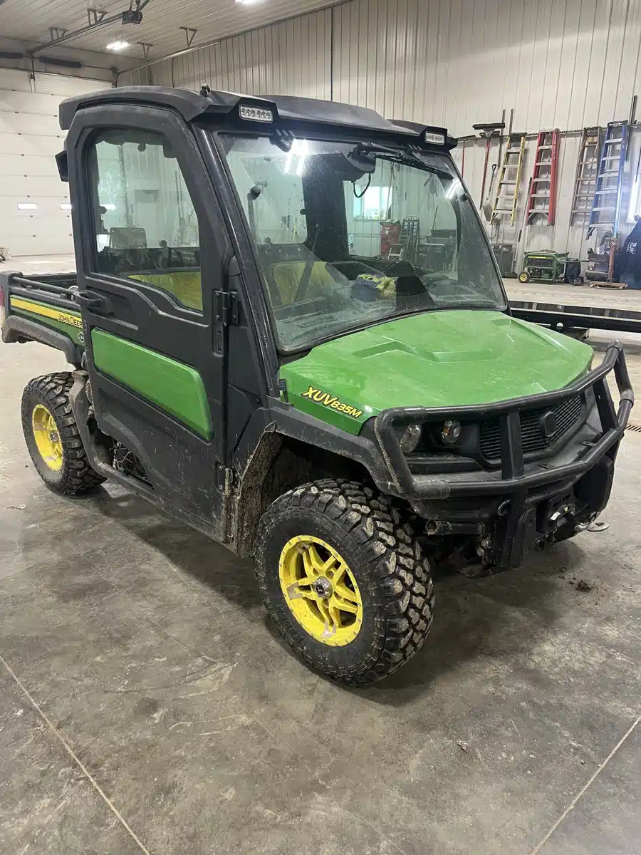 Gallery image 2 for 2020 John Deere XUV 835M Utility Vehicle