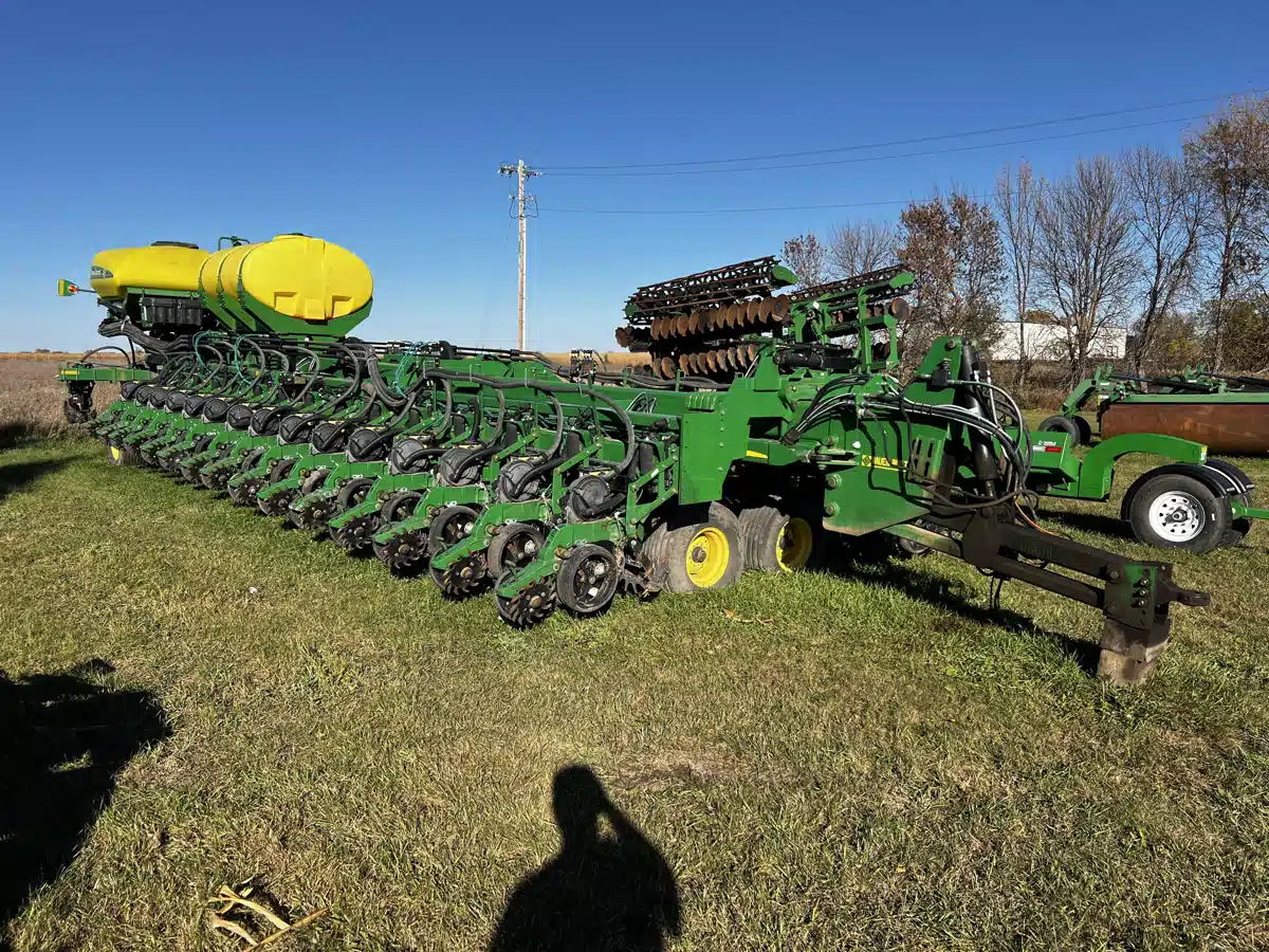2013 John Deere DB90 Planter