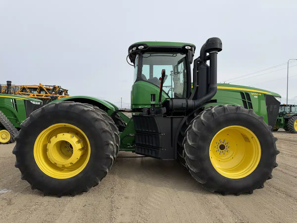 Gallery image 2 for 2013 John Deere 9460R Tractor