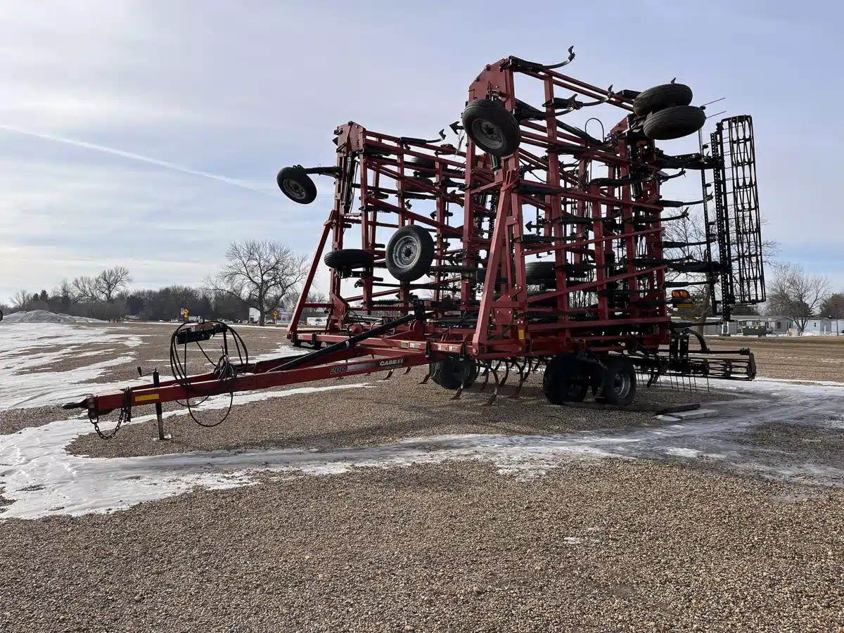 Gallery image 1 for 2014 Case IH 200 Cultivator