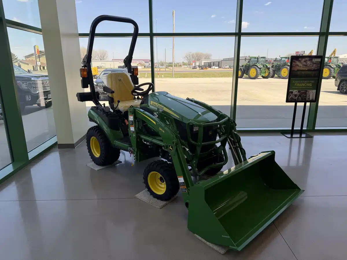 Gallery image 1 for 2025 John Deere 1025R Tractor