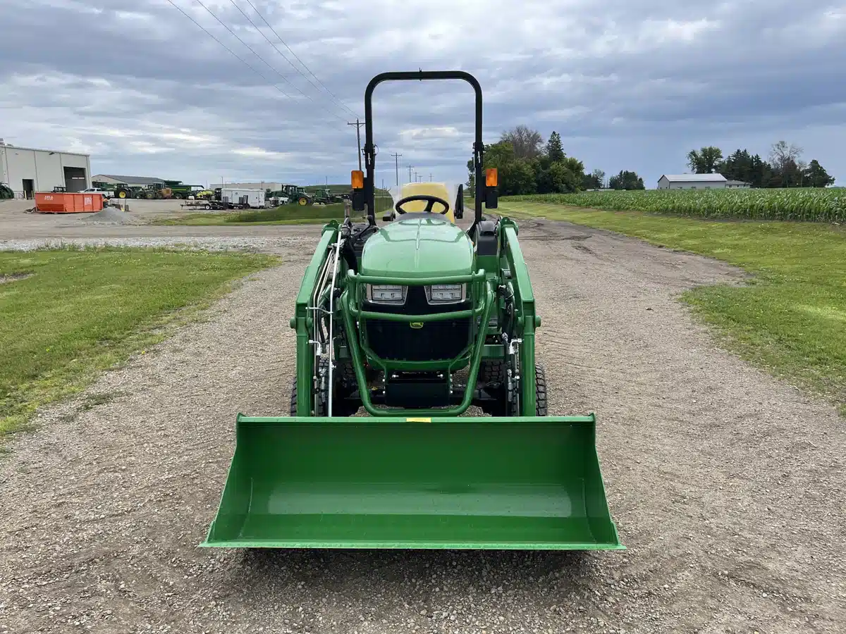 Gallery image 2 for 2025 John Deere 2032R Tractor