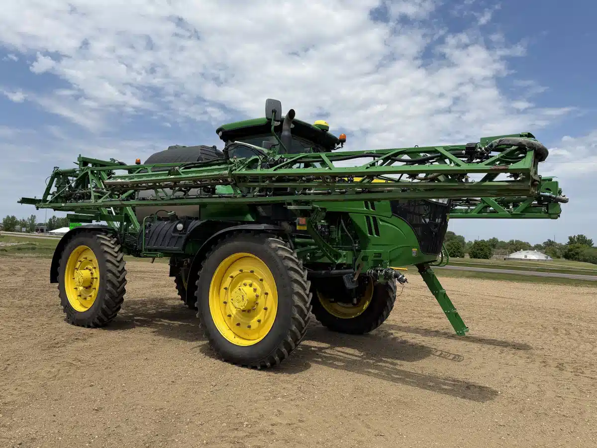 Photo de la Galerie 1 pour 2019 John Deere R4045 Arroseur - Automoteur