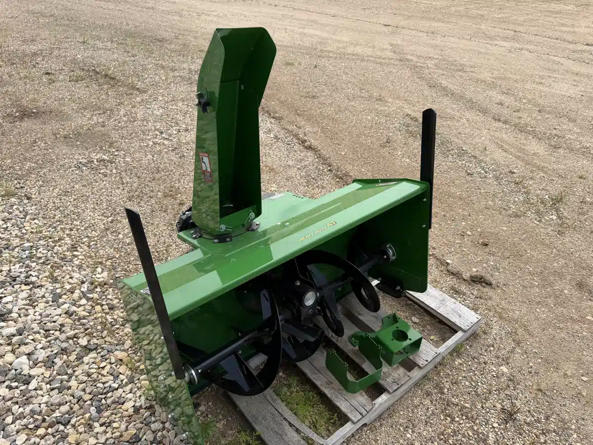 Photo de la Galerie 1 pour 2021 John Deere 47 INCH Souffleur à neige