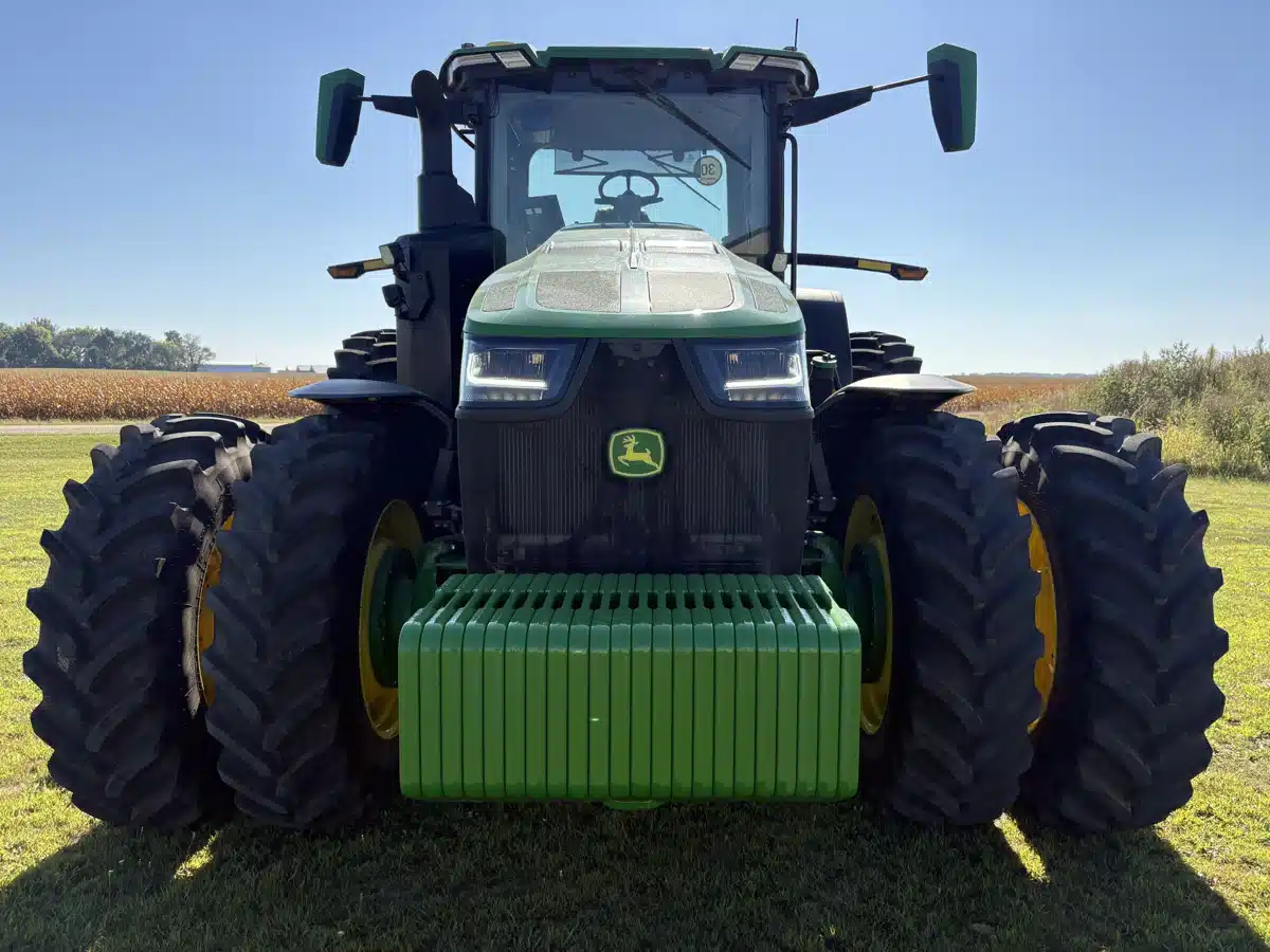 Gallery image 2 for 2025 John Deere 8R 410 Tractor