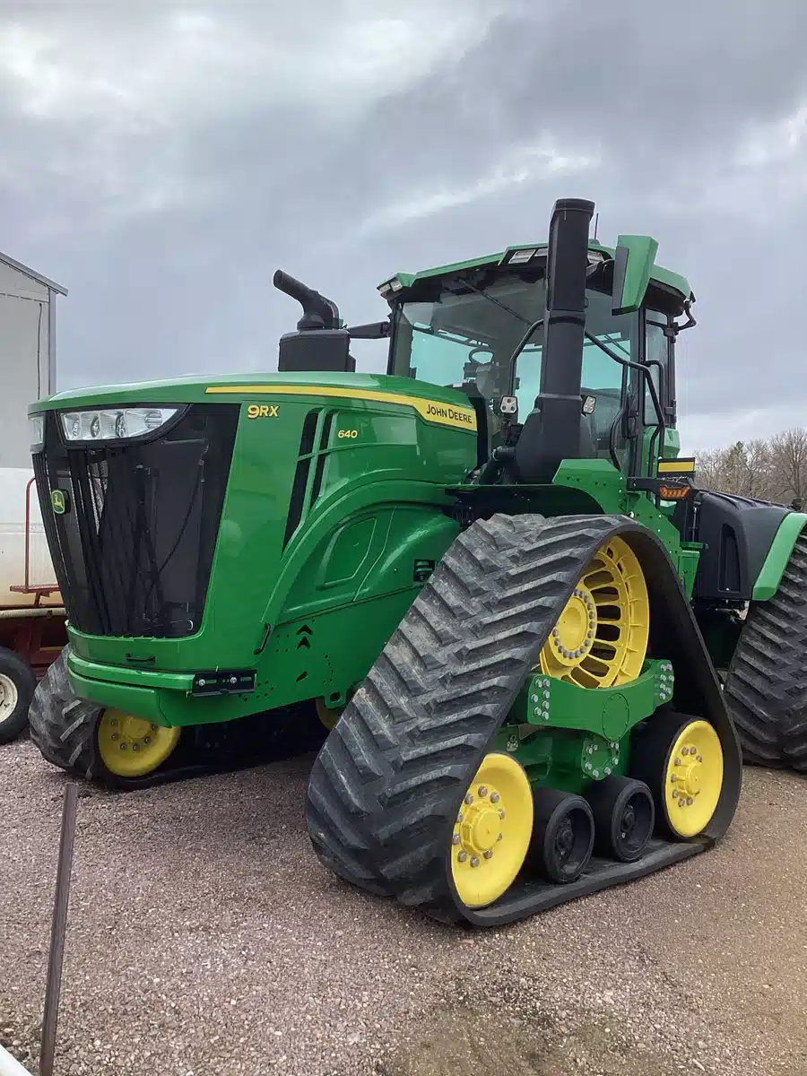 Gallery image 1 for 2025 John Deere 9RX 640 Tractor
