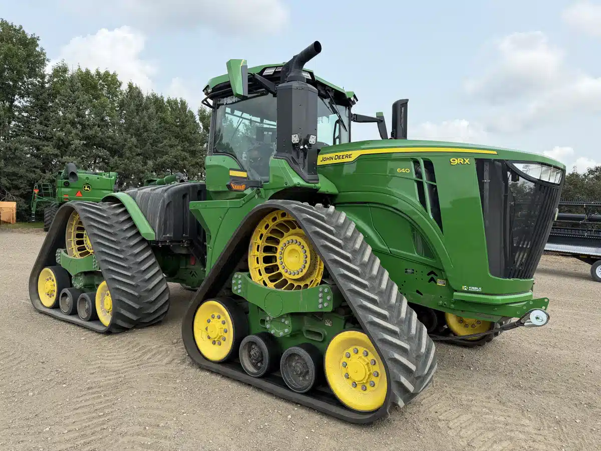 Photo de la Galerie 1 pour 2024 John Deere 9RX 640 Tracteur