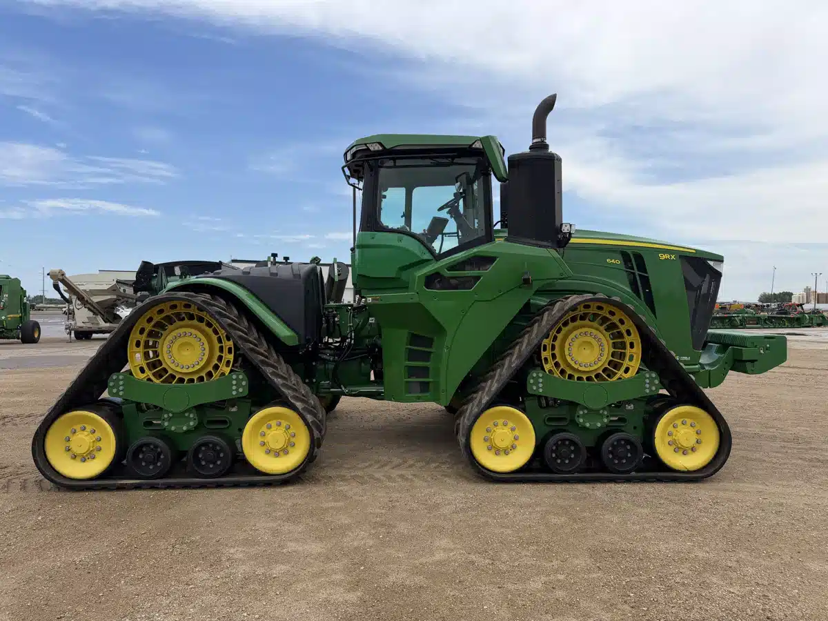 Gallery image 2 for 2022 John Deere 9RX 640 Tractor