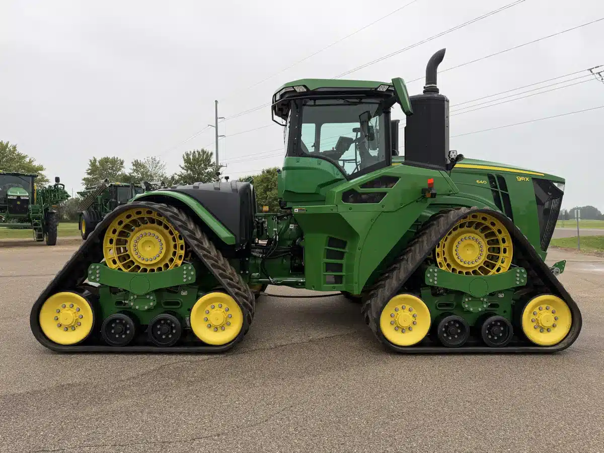 Gallery image 2 for 2022 John Deere 9RX 640 Tractor