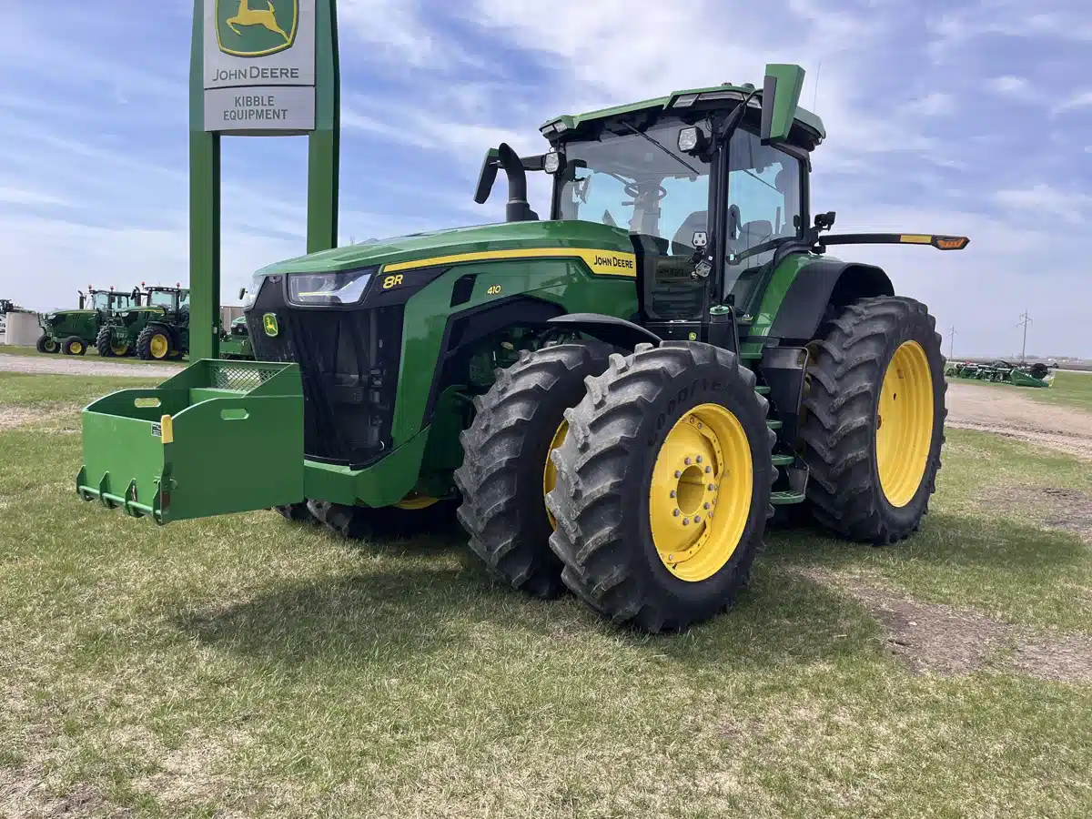 Photo de la Galerie 1 pour 2024 John Deere 8R 410 Tracteur