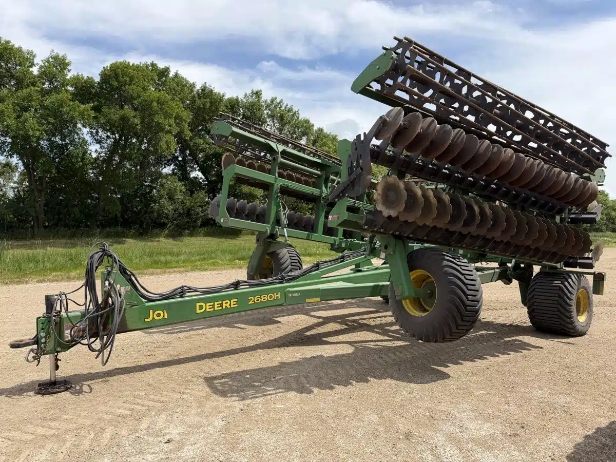 Gallery image 2 for 2024 John Deere 2680H Disc
