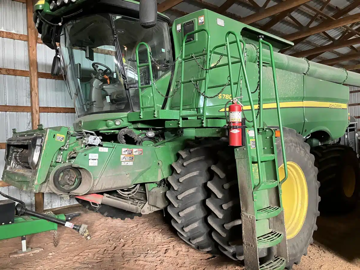 Photo de la Galerie 1 pour 2019 John Deere S780 Batteuse