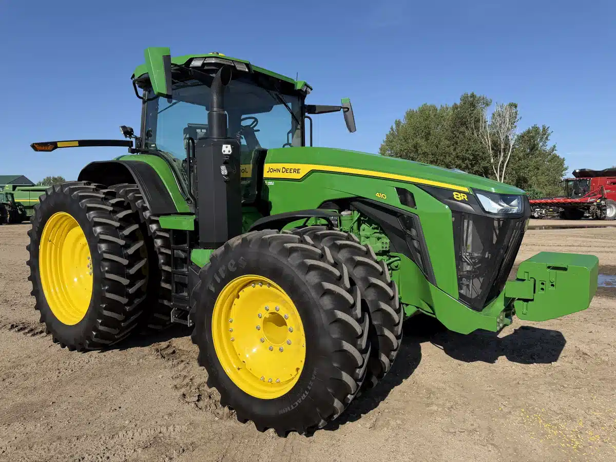 Photo de la Galerie 1 pour 2025 John Deere 8R 410 Tracteur