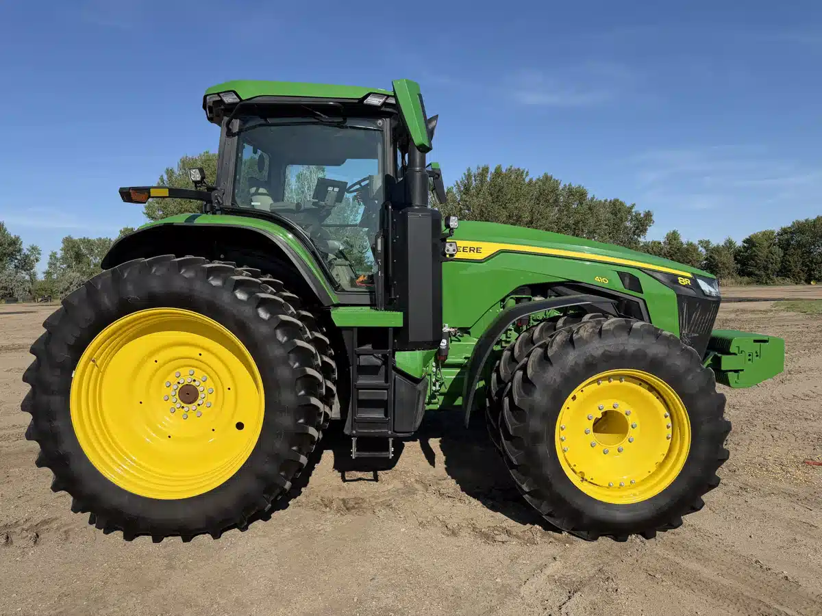 Photo de la Galerie 2 pour 2025 John Deere 8R 410 Tracteur