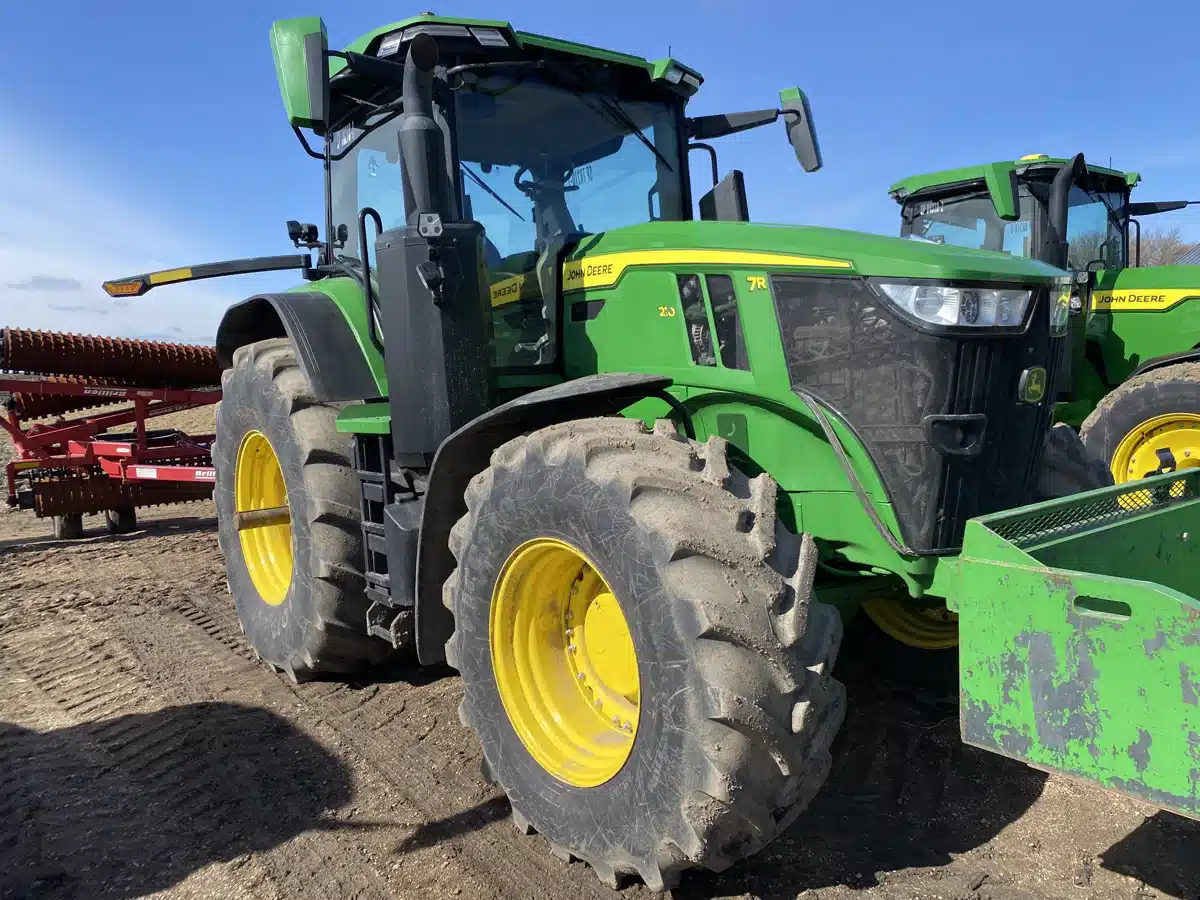 Gallery image 2 for 2024 John Deere 7R 210 Tractor