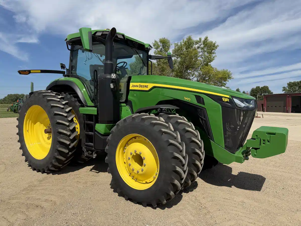 Gallery image 1 for 2025 John Deere 8R 340 Tractor