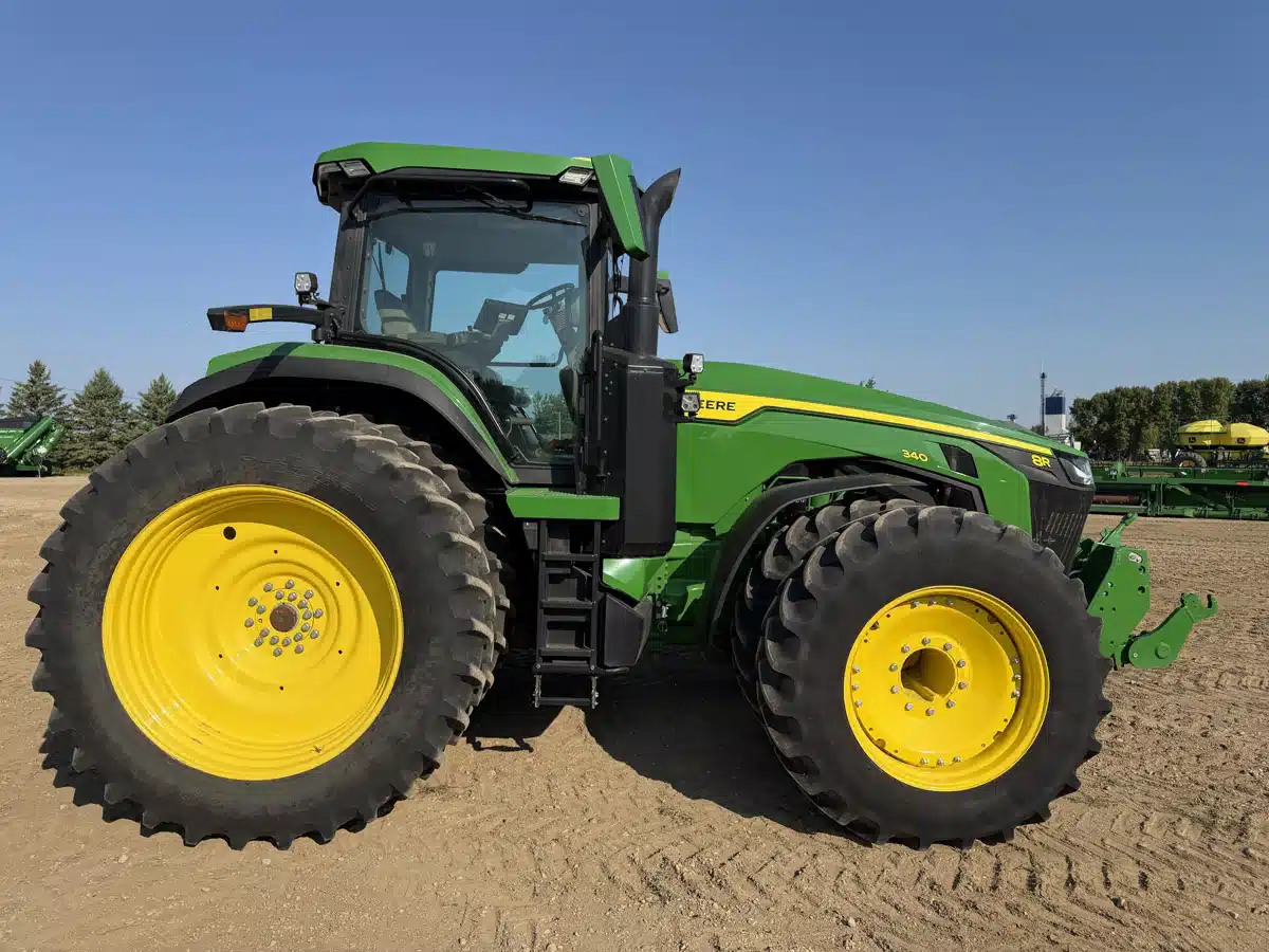 Photo de la Galerie 2 pour 2024 John Deere 8R 340 Tracteur
