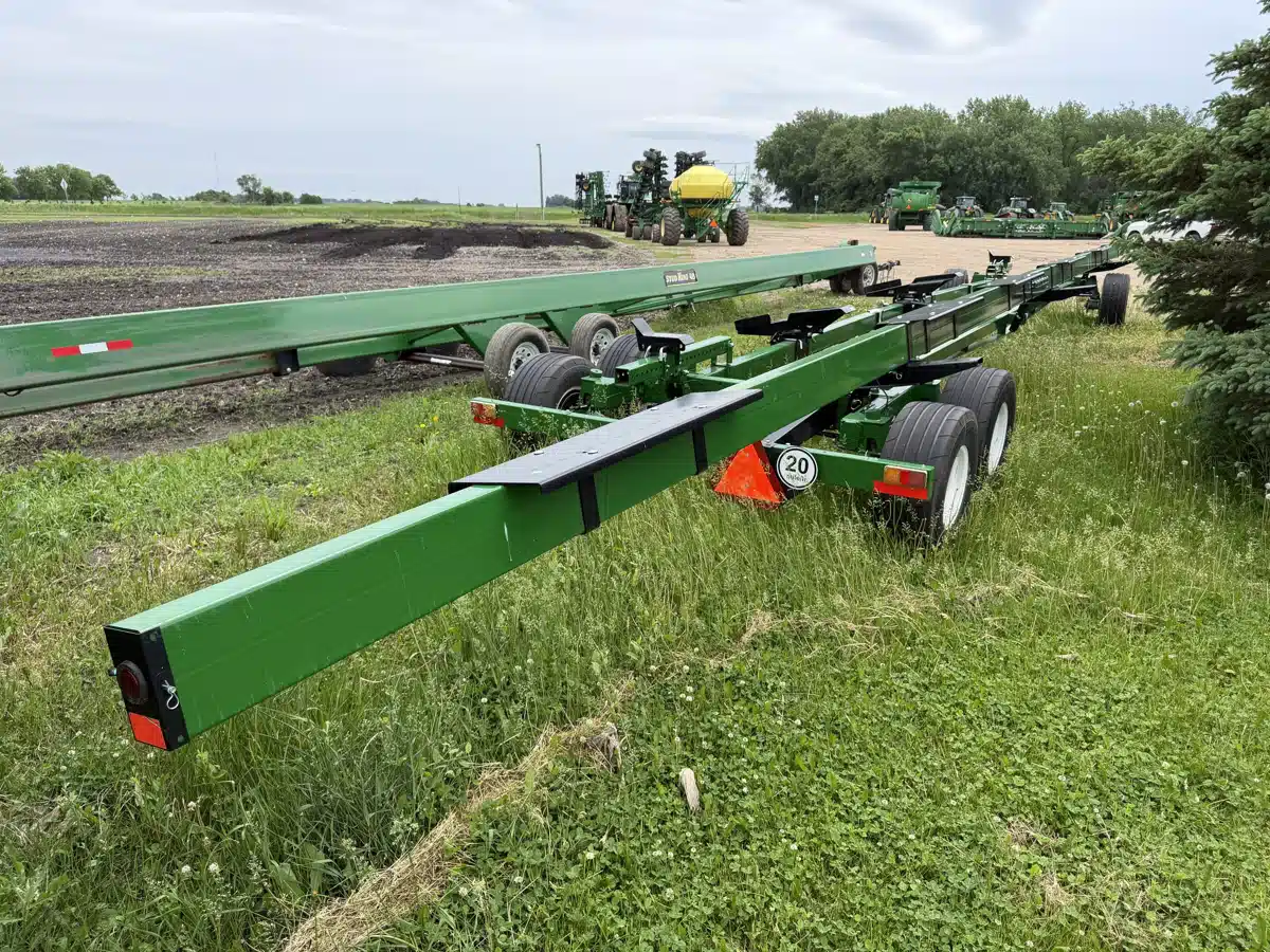 Gallery image 2 for 2024 Unverferth HT52 Header Cart