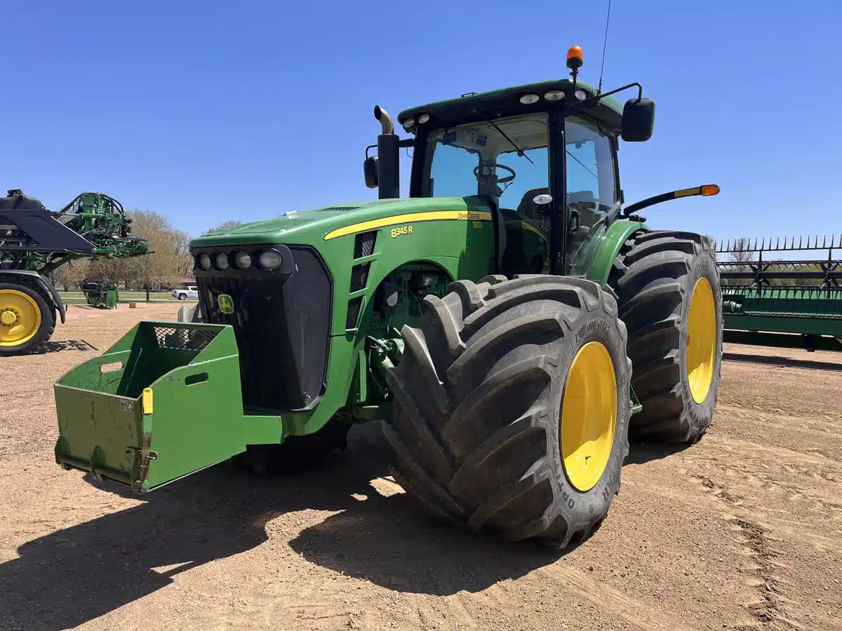 Gallery image 1 for 2010 John Deere 8345R Tractor