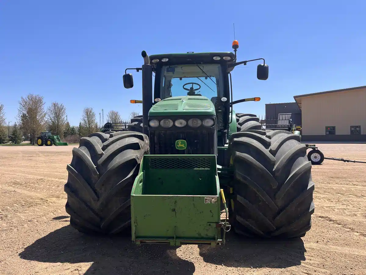 Gallery image 2 for 2010 John Deere 8345R Tractor
