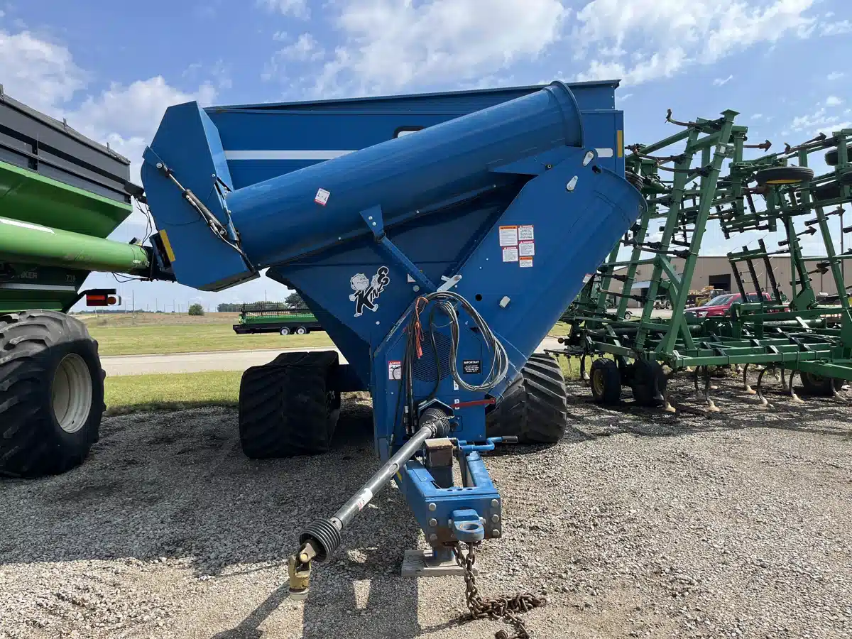 Photo de la Galerie 2 pour 2008 Kinze 1050 Chariot à Grain