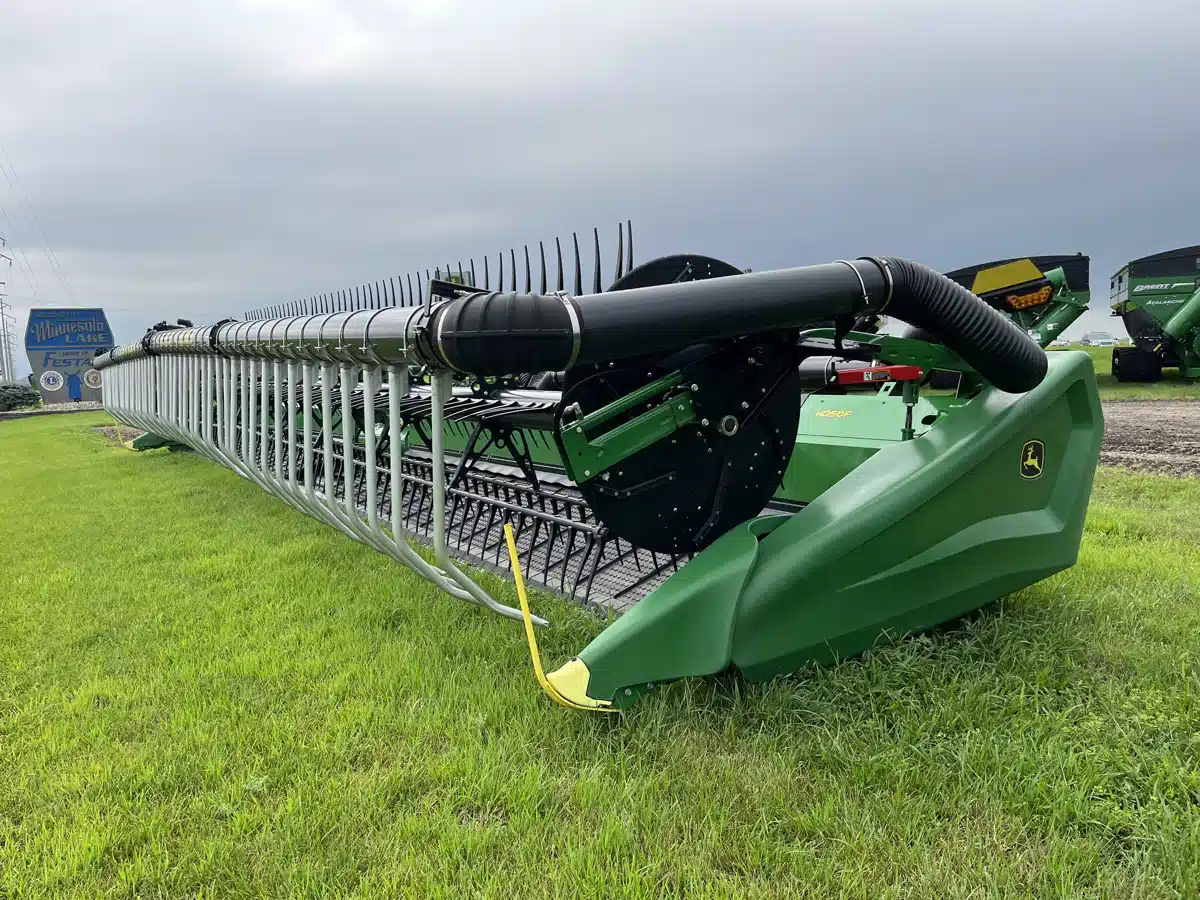 Gallery image 2 for 2023 John Deere HD50F Header - Flex Draper