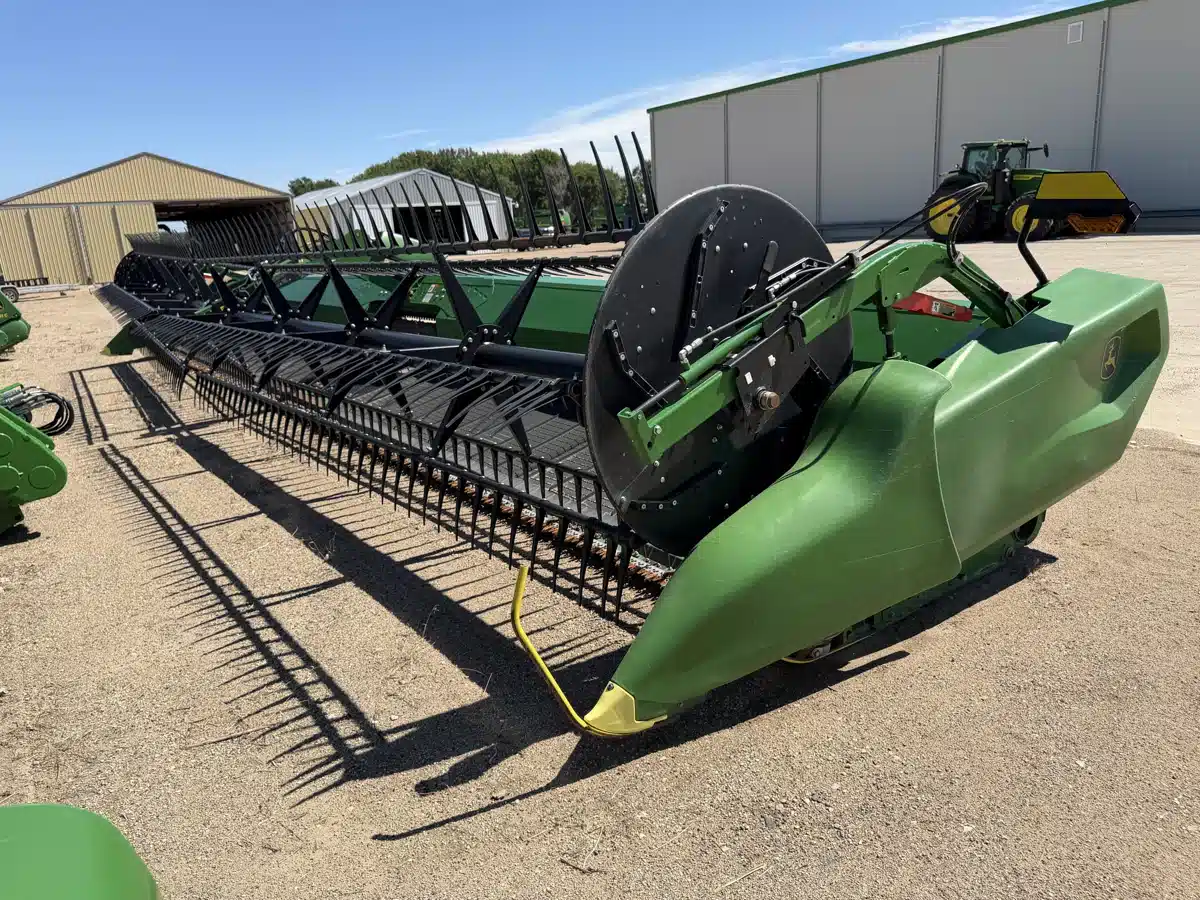 Photo de la Galerie 1 pour 2024 John Deere RD40F