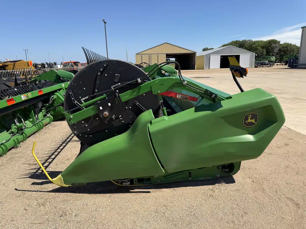 Photo de la Galerie 2 pour 2024 John Deere RD40F