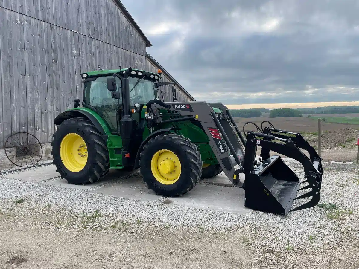 Gallery image 1 for 2018 John Deere 6155R Tractor