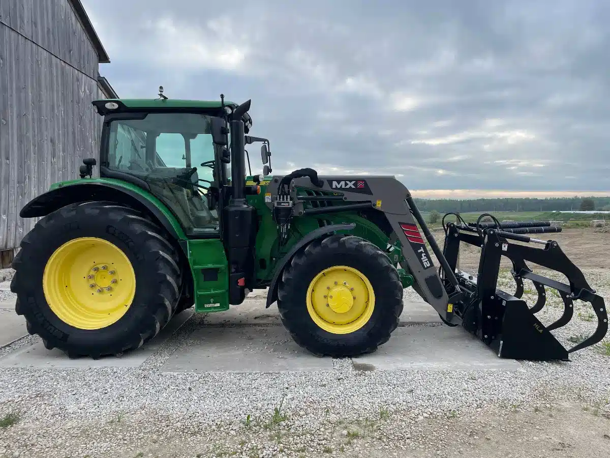Gallery image 2 for 2018 John Deere 6155R Tractor
