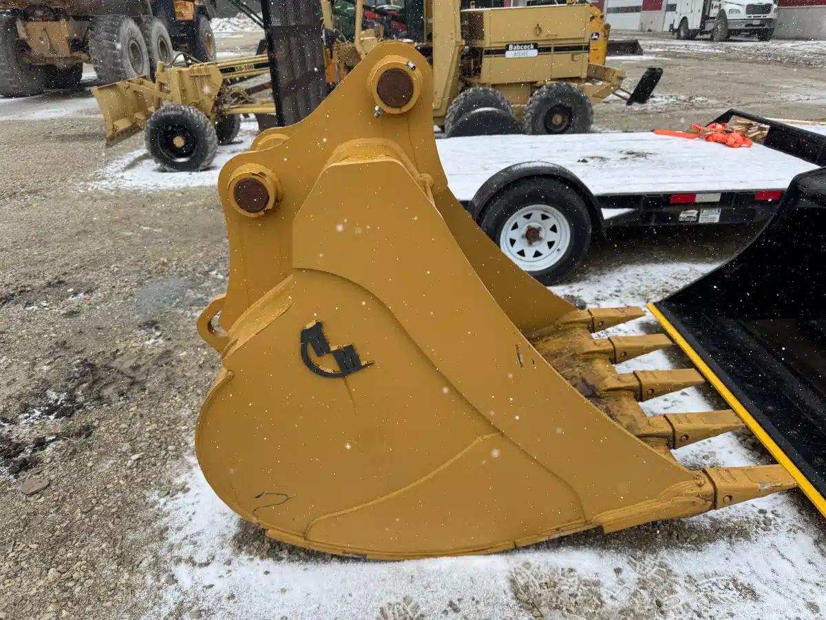 Gallery image 2 for 2024 NM Attachments 25HD-48 Bucket