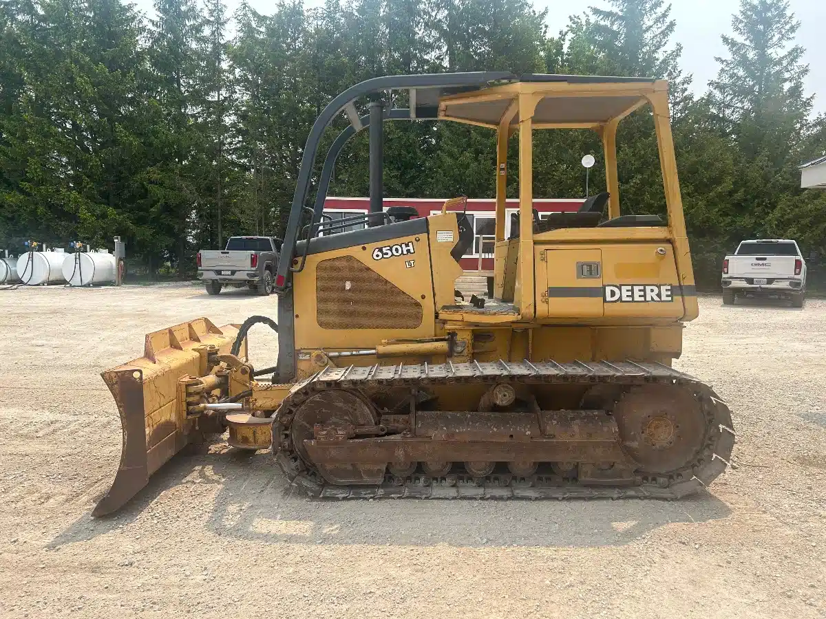 Gallery image 1 for Used 2006 DEERE 650H LT Dozer