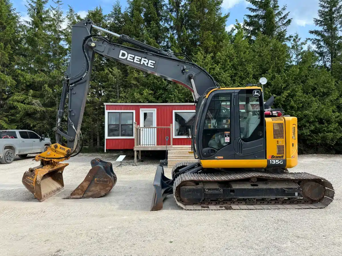 Gallery image 1 for Used 2021 John Deere 135G Excavator