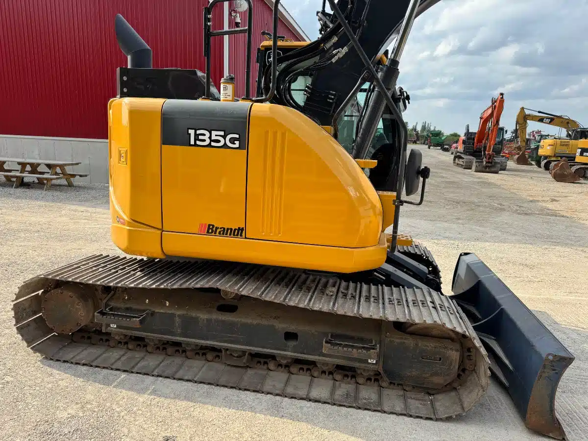 Gallery image 2 for Used 2021 John Deere 135G Excavator