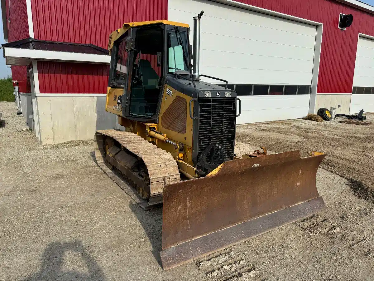 Gallery image 2 for Used 2008 John Deere 550J LT Dozer