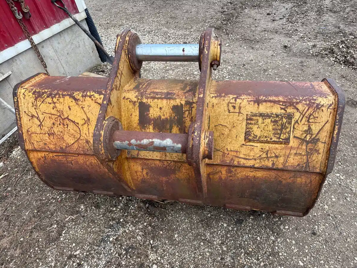 Gallery image 2 for Used 2010 H&H Mfg. Ltd. bucket Attachment
