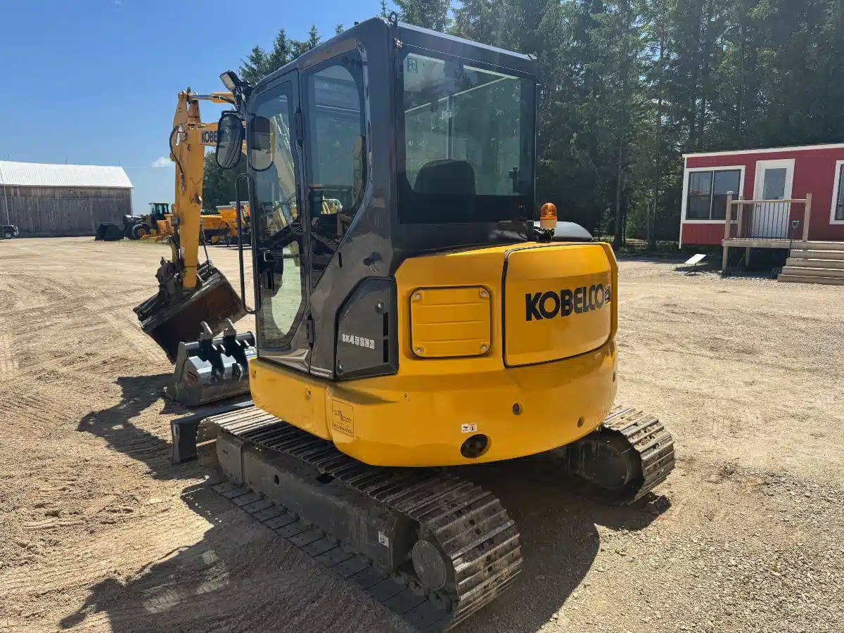 Gallery image 2 for Used 223 Kobelco sk45srx Excavator